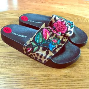Steve Madden Slides